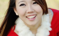 高考临近 阿姨夜店跳广场舞